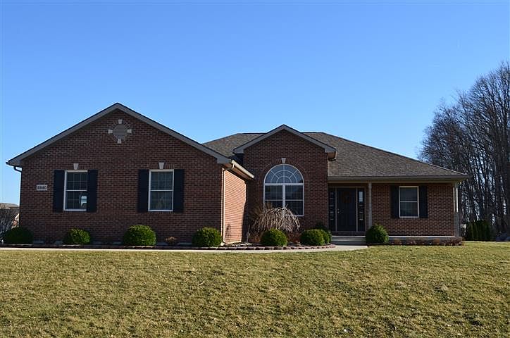1st image of 2840 Amberwood Dr