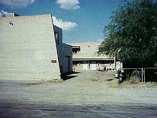 1st image of 3342 N Kelvin Blvd
