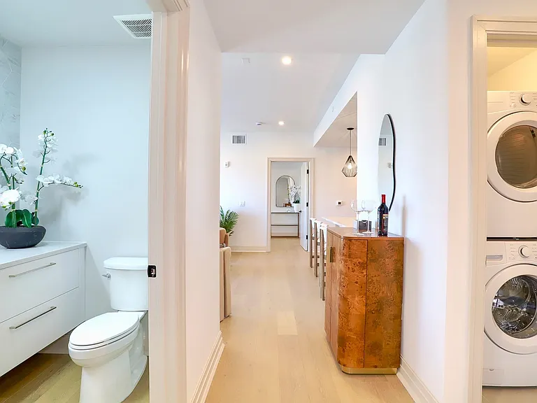 931 Madison St #405 — Photo 21