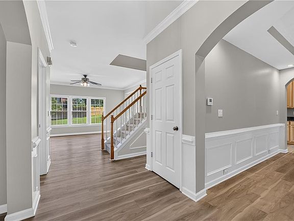 3rd image of 2635 Niblick Way