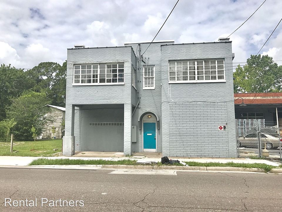 1st image of 722 King St #1