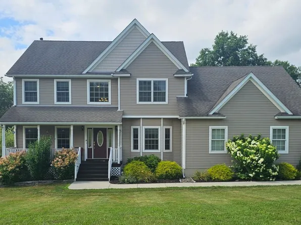 14 Sanok Drive, Campbell Hall, NY 10916