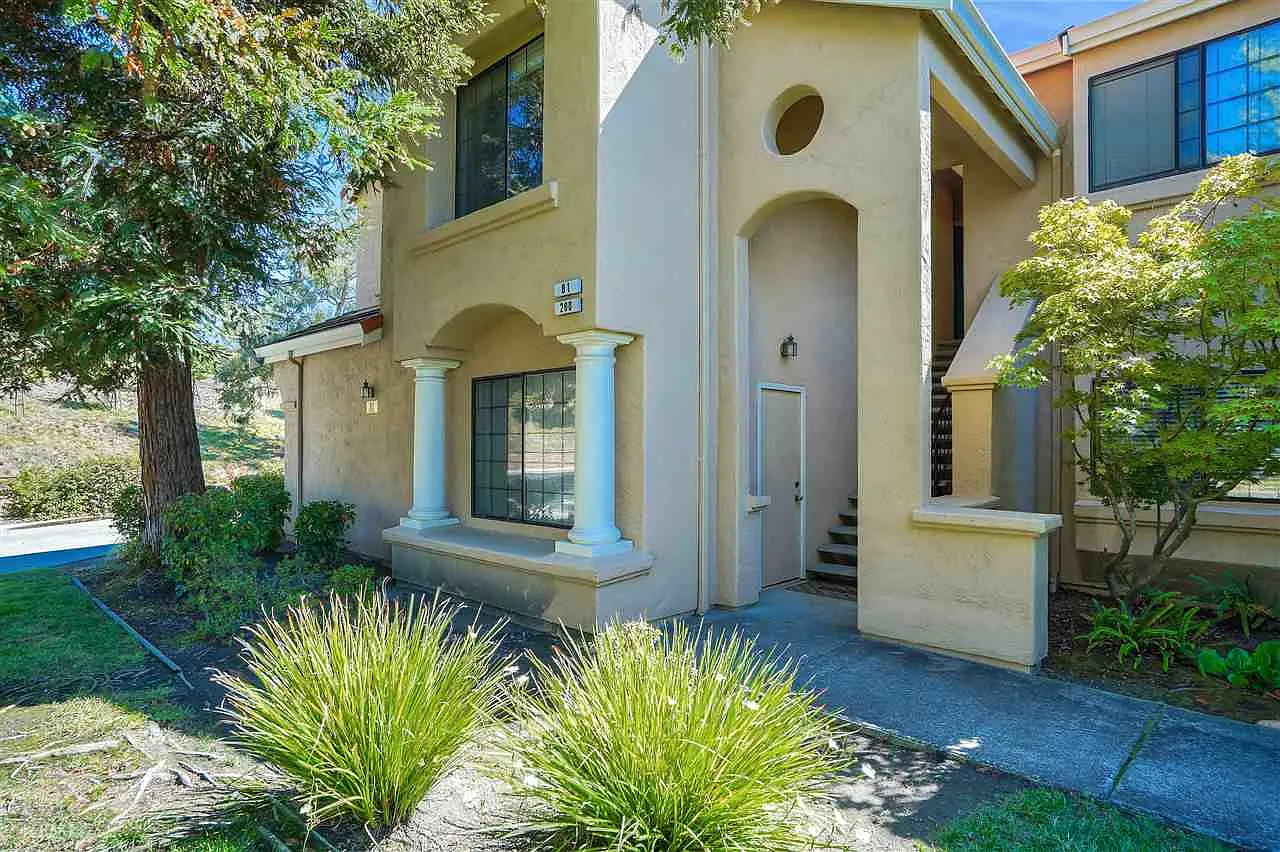 81 Tahoe Ct Unit 200 photo 1
