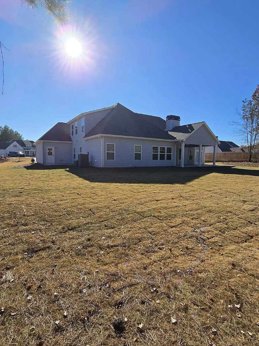 Building Photo - 130 Rutland Ct