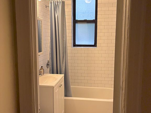 4th image of 34-06 45th St #2J