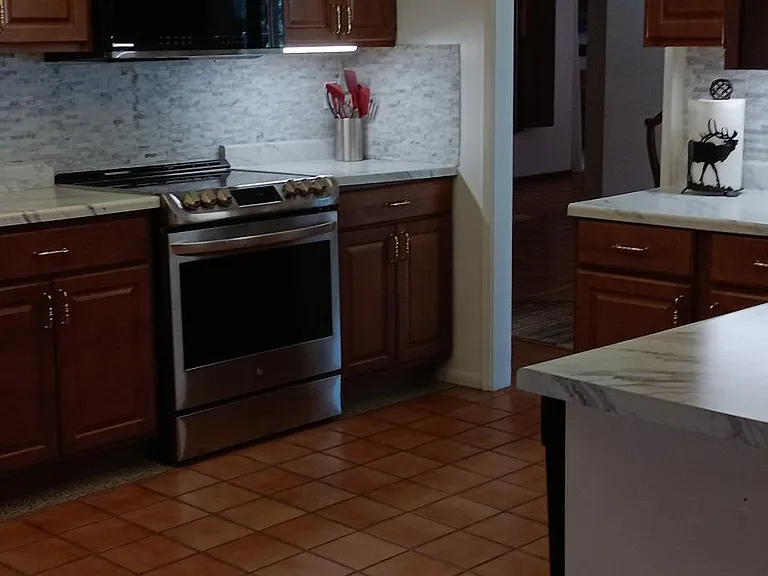 Kitchen to Range