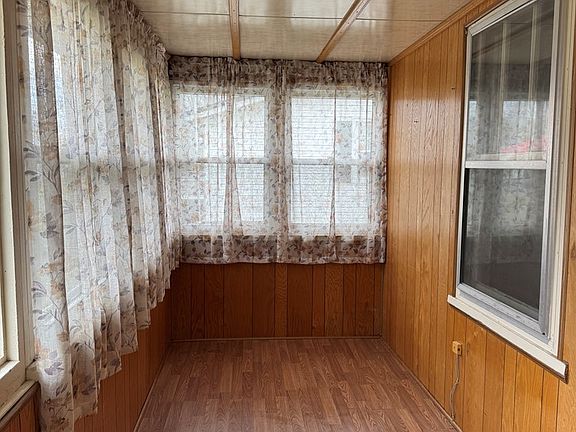 3rd image of 477 Abney Rd