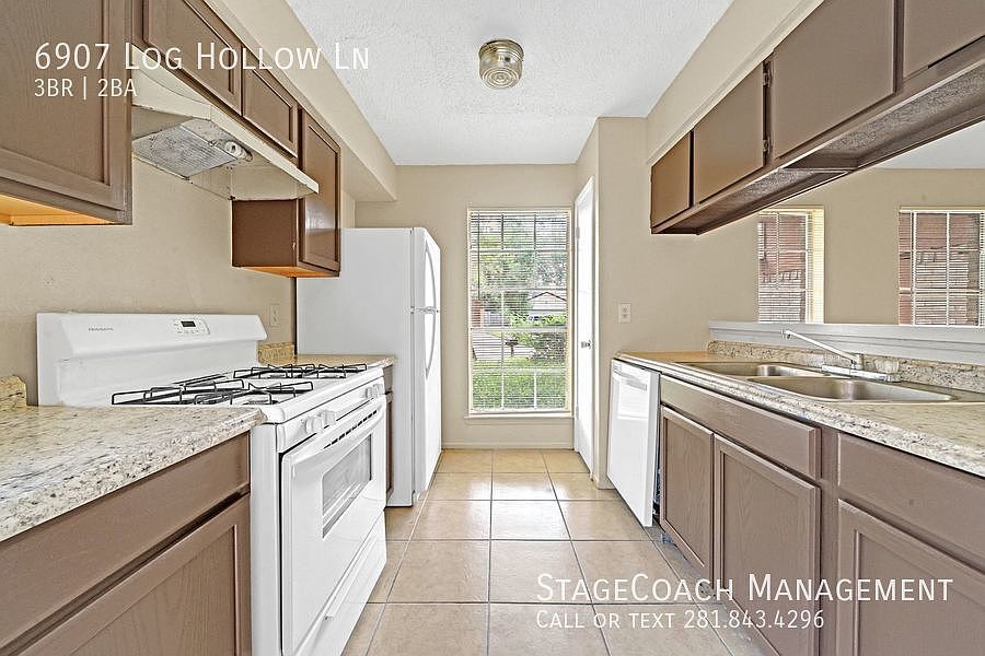 1st image of 6907 Log Hollow Dr