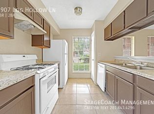 6907 Log Hollow Dr, Houston, TX 77088