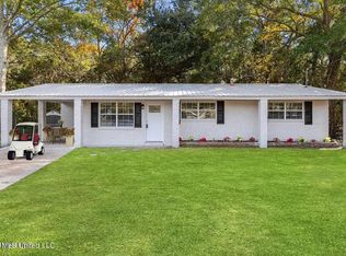145 Lafayette Cir, Ocean Springs, MS 39564
