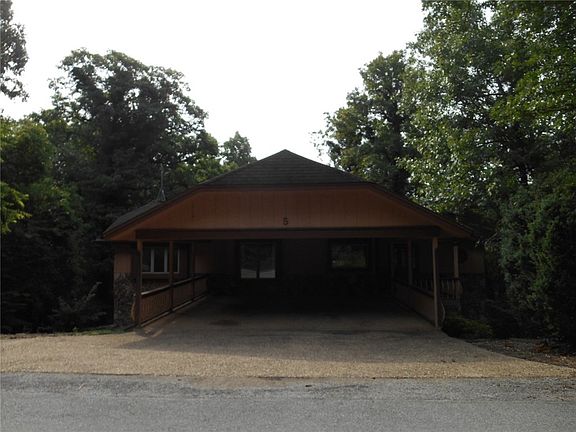 3rd image of 5 Verwood Dr