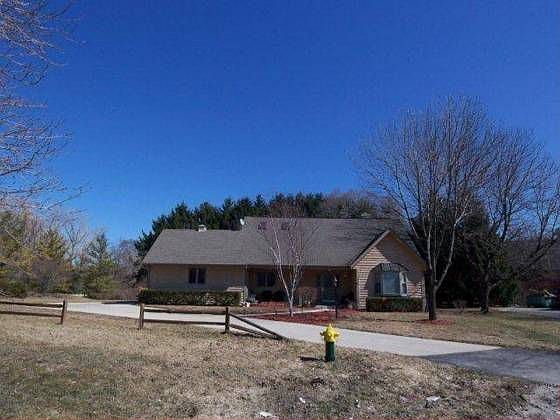 1st image of 7204 White Pine Ct