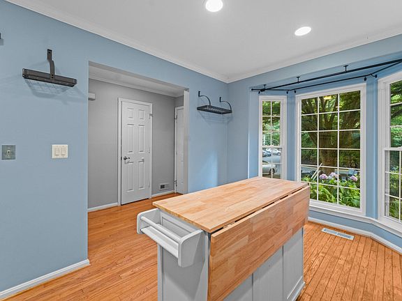 4th image of 20122 Seabreeze Ct