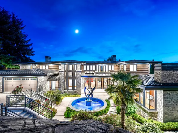 1036 Eyremount Dr, West Vancouver, BC V7S 2B3