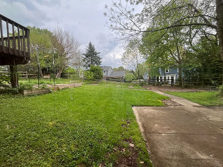 6400 Belmont Park Ct — Photo 50