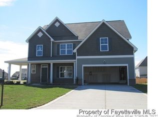 314 Otley Oxf 105 Ct, Hope Mills, NC 28348