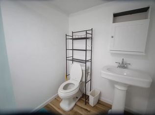 5985 Dixon Dr #B, Raleigh, NC 27609