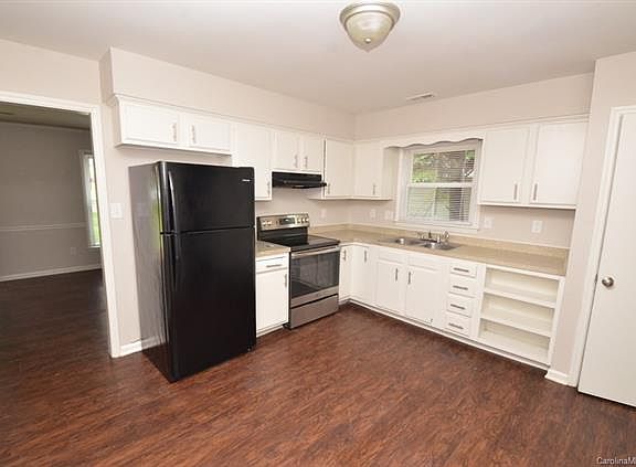 3rd image of 5312 Winterhaven Dr