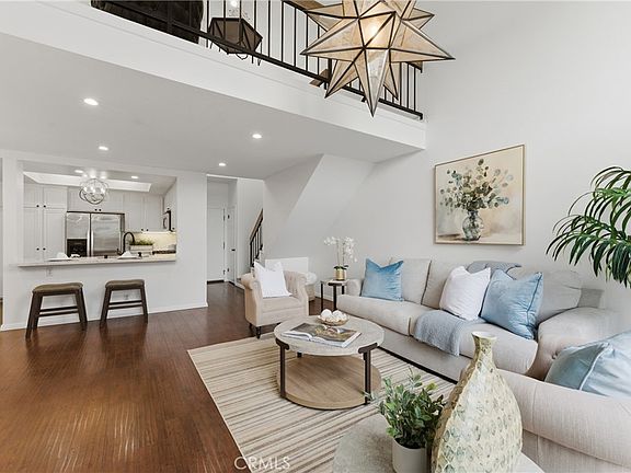 3rd image of 8180 Manitoba St APT 330