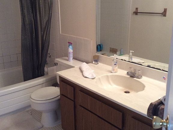 2nd image of 3453 Kleybolte Ave APT 7