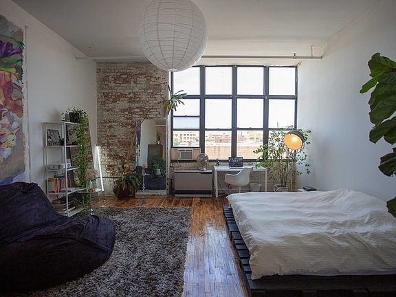 2nd image of 54 Knickerbocker Ave #3I