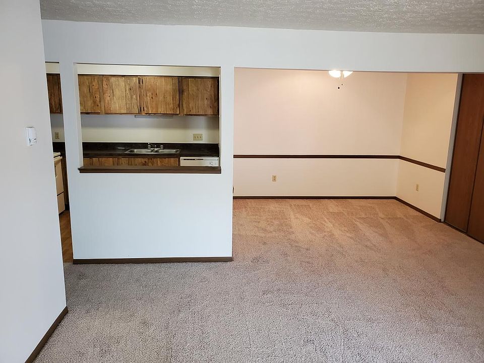 1st image of 1659 Hampton Knoll Dr