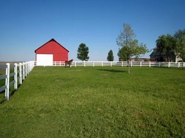 644 County Road 700 N, Tolono, IL 61880