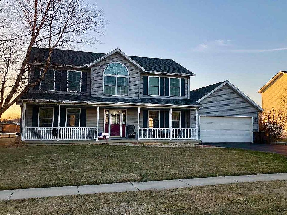 1st image of 738 Oxford Dr