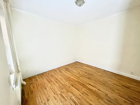 Rented by Corcoran | media 7