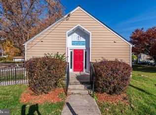 900 Westmore Ave, Rockville, MD 20850