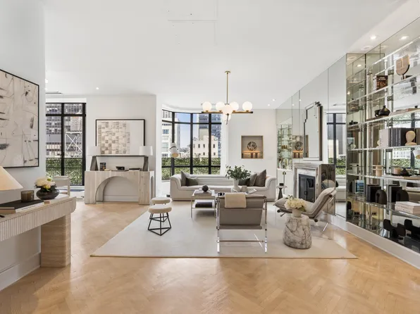 24 West 55th Street image 1 of 15