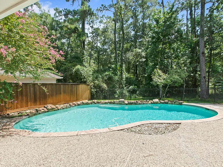 23 Vista Mill Pl — Photo 35
