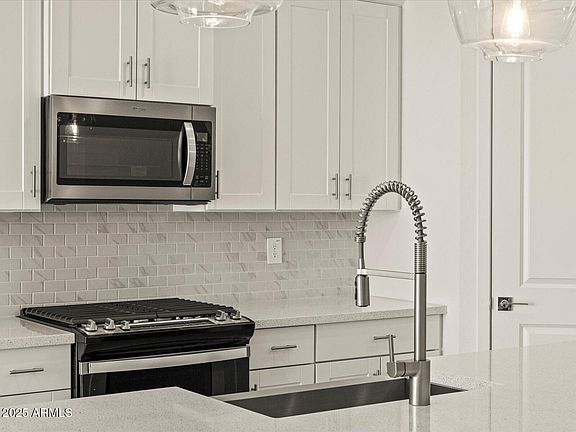 5th image of 20357 N 225th Drive