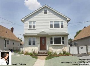 52 Colonial Ave, Mineola, NY 11501