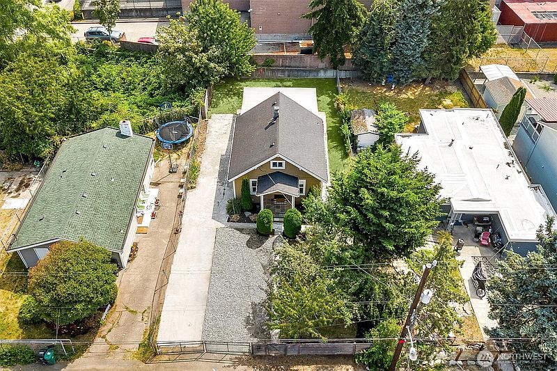 2nd image of 8632 45th Avenue S