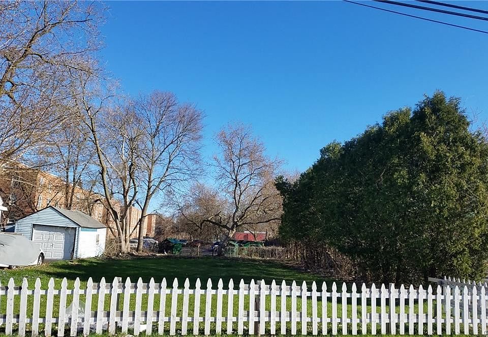 1st image of 112 Dawes Ave