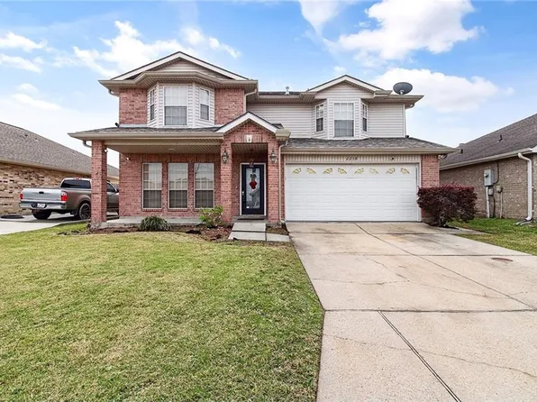 2238 N Village Green St, Harvey, LA 70058