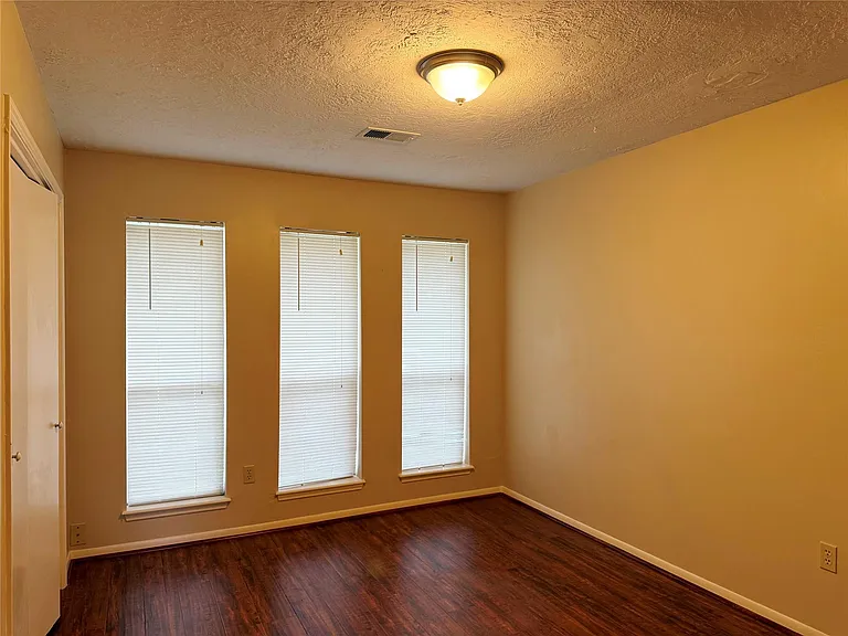13430 Exton Ln — Photo 29