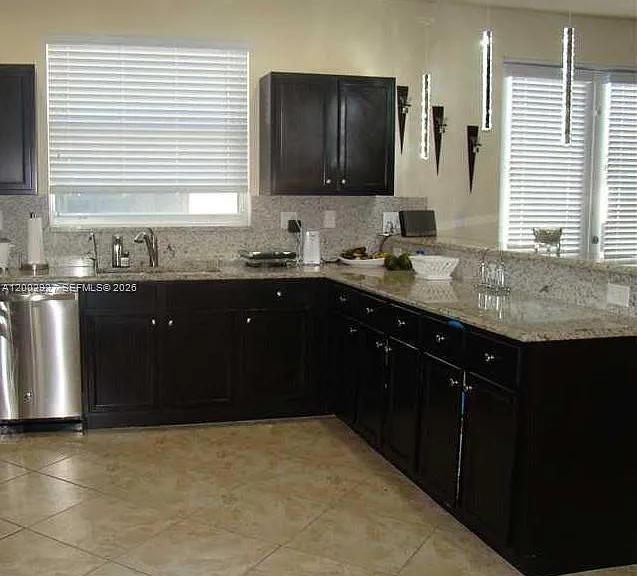 9160 SW 171st Ct — Photo 3