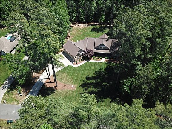 2nd image of 345 Riverwalk Dr