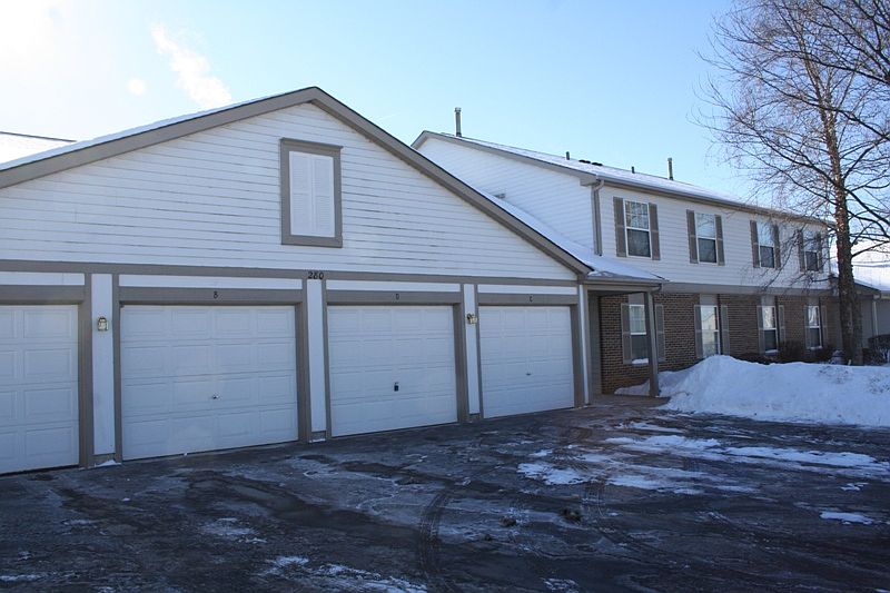 1st image of 280 Crestview Dr Unit D