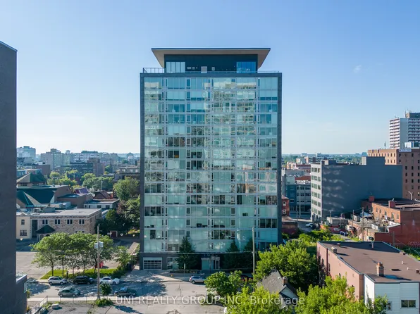 300 Lisgar St #1206, Ottawa, ON K2P 0E2