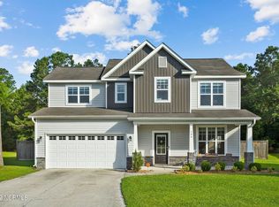 304 Woodruff Ct, Hubert, NC 28539