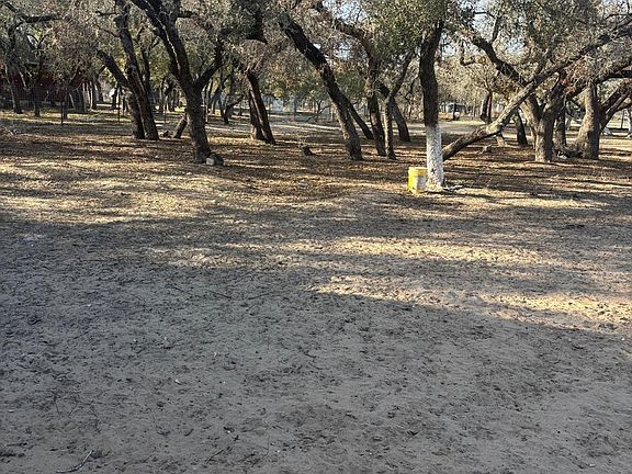 3rd image of 1375 Peaceful Ln