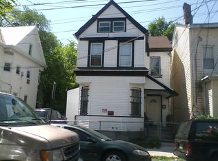 254 Governor St, Paterson, NJ 07501