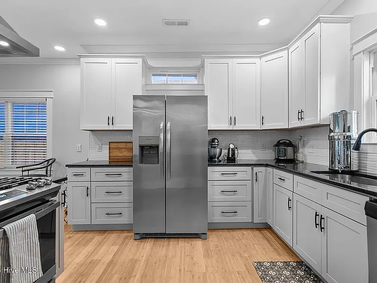 1508 Orange St — Photo 12