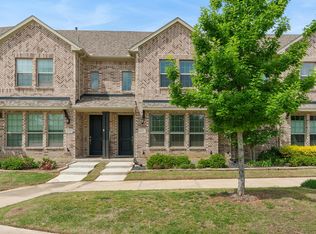 217 Suma Dr, Euless, TX 76040
