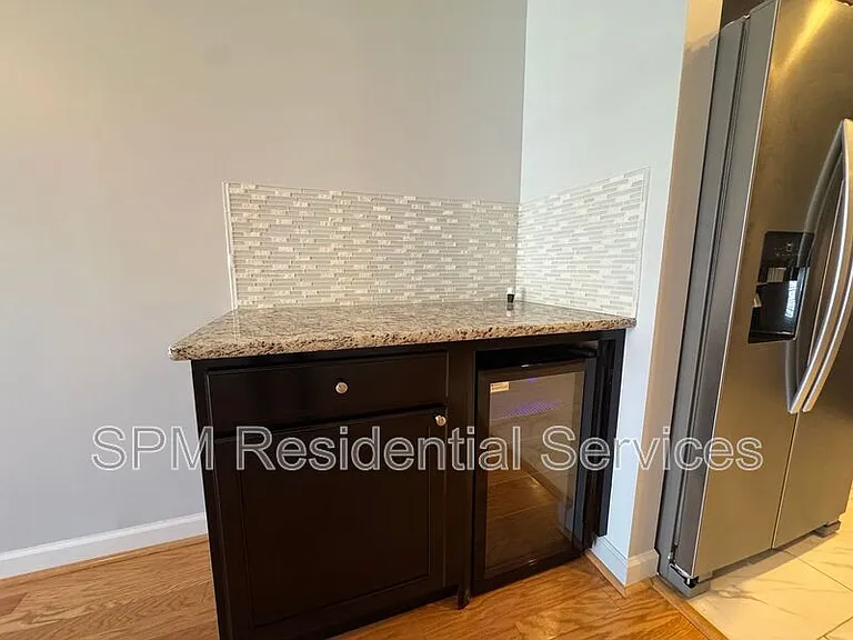 618 Condo Club Dr #307 — Photo 8