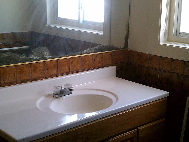 52 Glendale Pl — Photo 2
