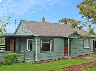 331 Pear St, Oakland, OR 97462